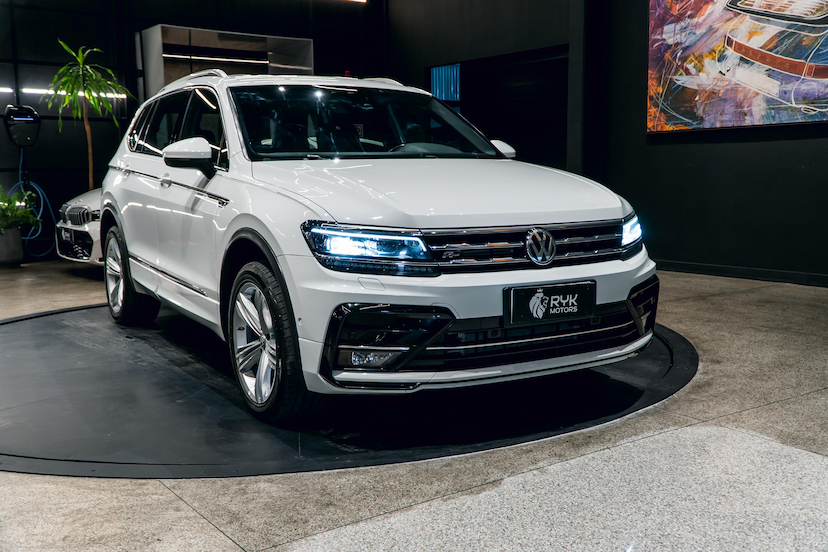 Foto do veículo VOLKSWAGEN TIGUAN 2.0 350 TSI GASOLINA ALLSPACE R-LINE 4MOTION DSG 2020 77.382 KM 164.900,00