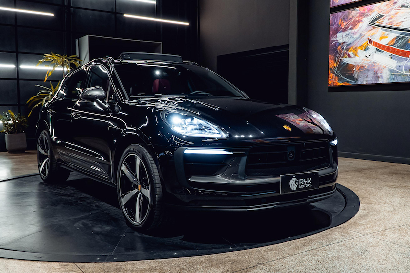 Foto do veículo PORSCHE MACAN 2.0 TURBO GASOLINA T PDK 2024 202 KM 679.900,00