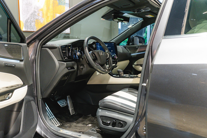 Foto do veículo LEXUS NX 350H 2.5 16V VVT-I HYBRID F-SPORT CVT AWD 2025 5.418 KM 369.900,00