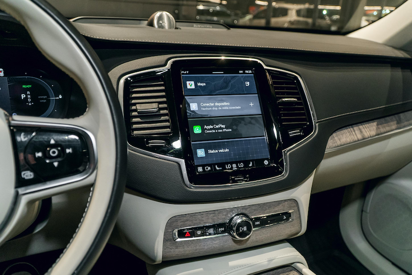 Foto do veículo VOLVO XC90 2.0 T8 RECHARGE ULTIMATE AWD GEARTRONIC 2023 39.700 KM 439.900,00