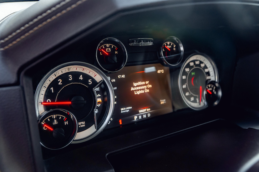 Foto do veículo RAM 2500 6.7 LARAMIE 4X4 CD I6 TURBO DIESEL 4P AUTOMÁTICO 2018 112.448 KM 265.900,00