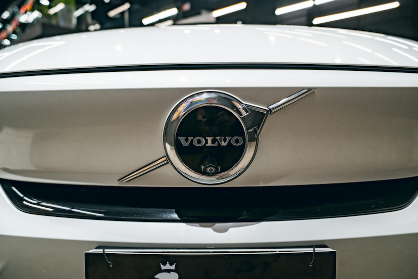 Foto do veículo VOLVO C40 P8 RECHARGE TWIN ELECTRIC ULTIMATE AWD 2024 37.019 KM 239.900,00