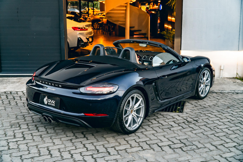 Foto do veículo PORSCHE 718 2.0 16V H4 GASOLINA BOXSTER PDK 2020 7.000 KM 489.900,00