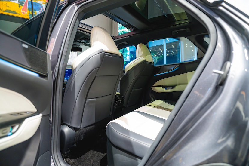 Foto do veículo LEXUS NX 350H 2.5 16V VVT-I HYBRID F-SPORT CVT AWD 2025 5.418 KM 369.900,00