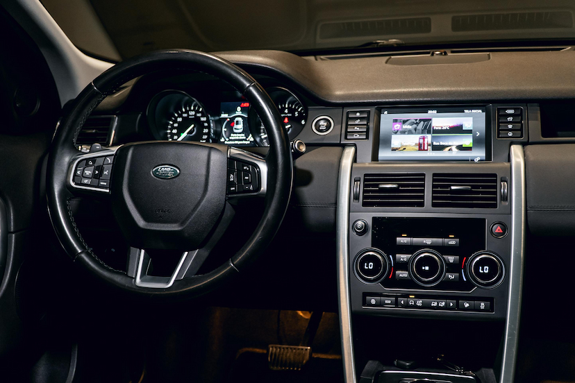 Foto do veículo LAND ROVER DISCOVERY SPORT 2.0 16V SI4 TURBO FLEX SE 4P AUTOMÁTICO 2019 53.700 KM 129.900,00