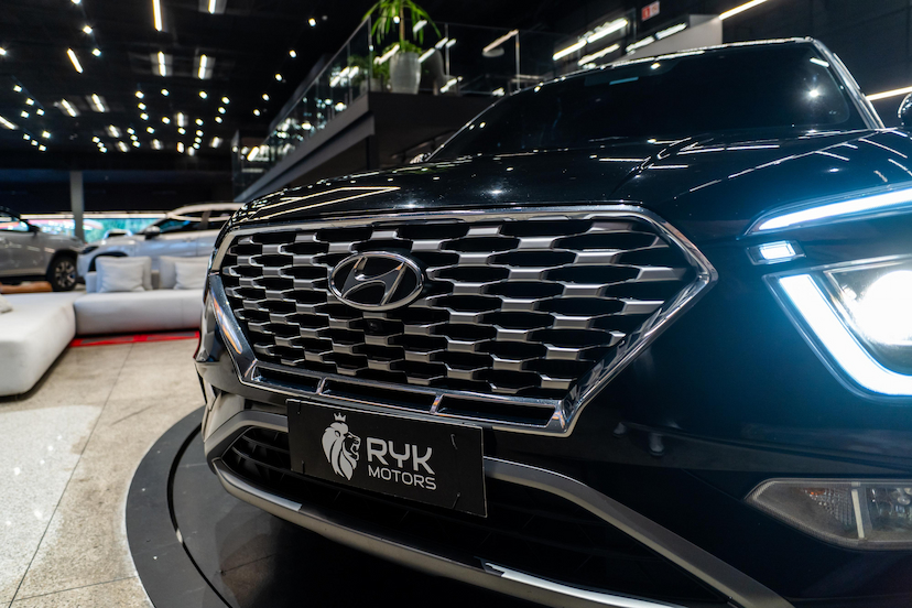 Foto do veículo HYUNDAI CRETA 1.0 TGDI FLEX PLATINUM AUTOMÁTICO 2023 67.582 KM 125.900,00