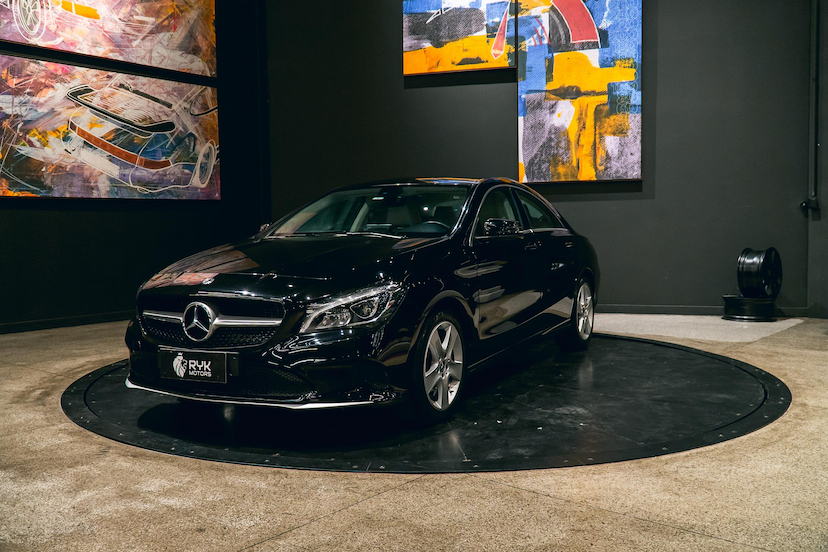 Foto do veículo MERCEDES-BENZ CLA 180 1.6 CGI GASOLINA 7G-DCT 2019 53.706 KM 116.900,00