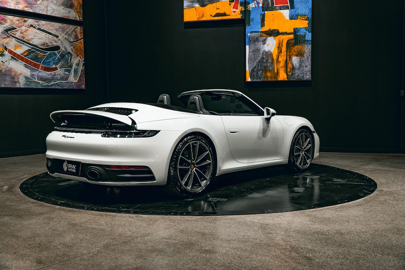 Foto do veículo PORSCHE 911 3.0 24V H6 GASOLINA CARRERA CABRIOLET PDK 2024 7.474 KM 979.900,00