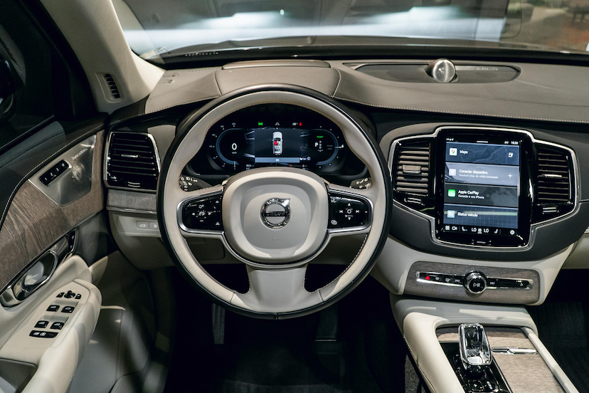 Foto do veículo VOLVO XC90 2.0 T8 RECHARGE ULTIMATE AWD GEARTRONIC 2023 39.700 KM 439.900,00