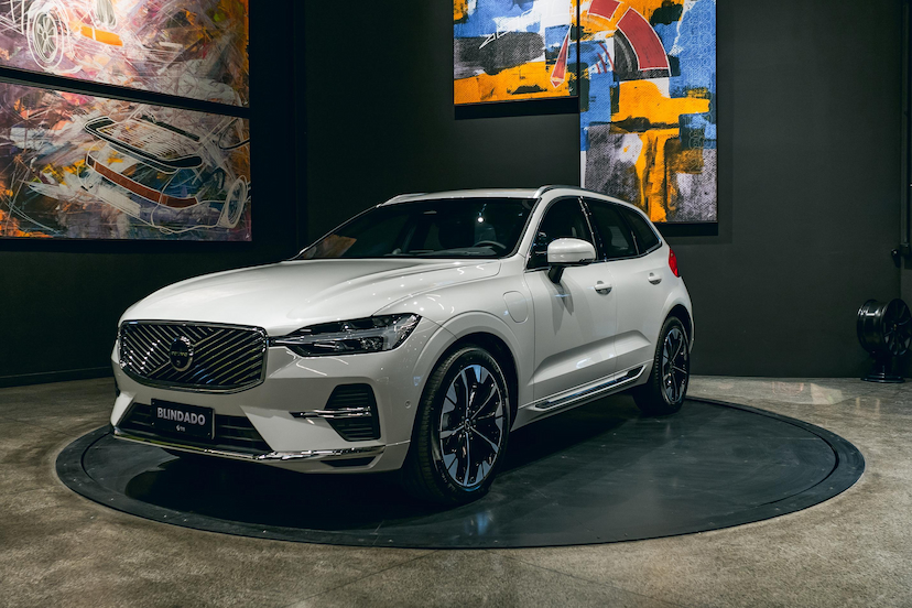 Foto do veículo VOLVO XC60 2.0 T8 PHEV ULTRA AWD GEARTRONIC 2026 100 KM 645.900,00