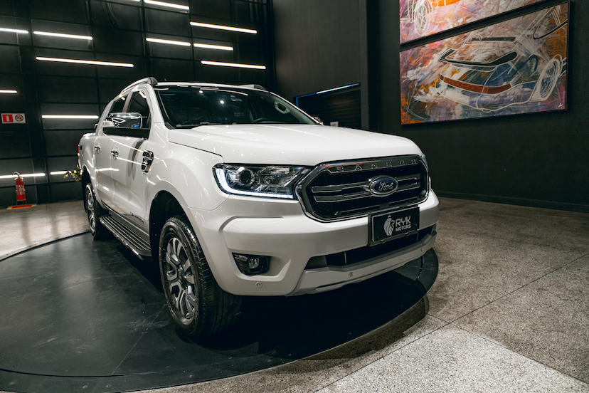 Foto do veículo FORD RANGER 3.2 LIMITED 4X4 CD 20V DIESEL 4P AUTOMÁTICO 2021 102.550 KM 169.900,00