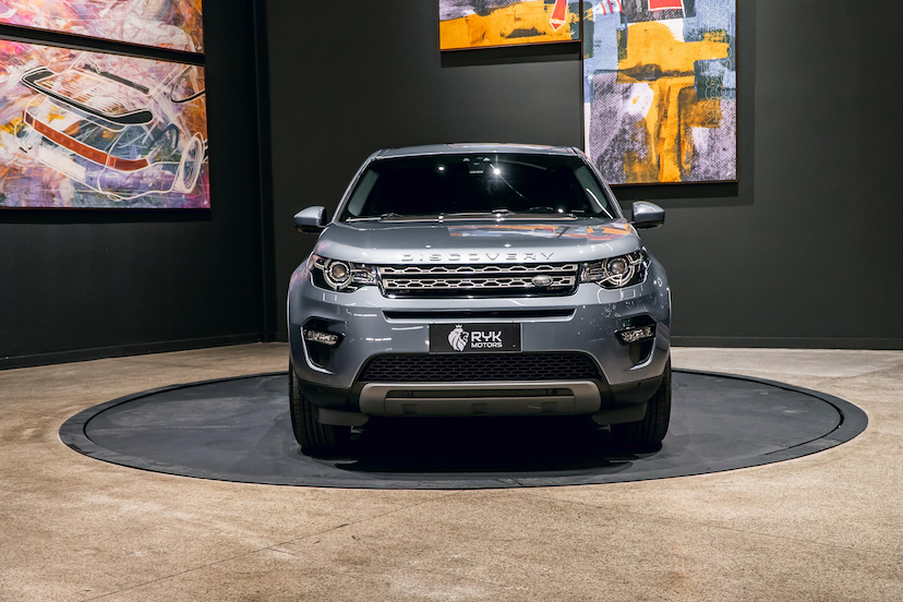 Foto do veículo LAND ROVER DISCOVERY SPORT 2.0 16V SI4 TURBO FLEX SE 4P AUTOMÁTICO 2019 53.700 KM 129.900,00