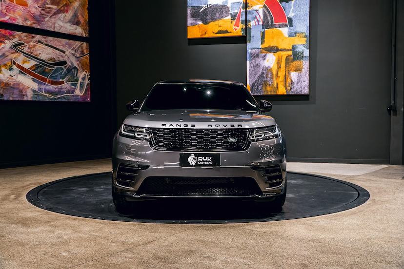 Foto do veículo LAND ROVER RANGE ROVER VELAR 3.0 V6 P380 GASOLINA R-DYNAMIC SE AUTOMÁTICO 2018 40.350 KM 309.900,00