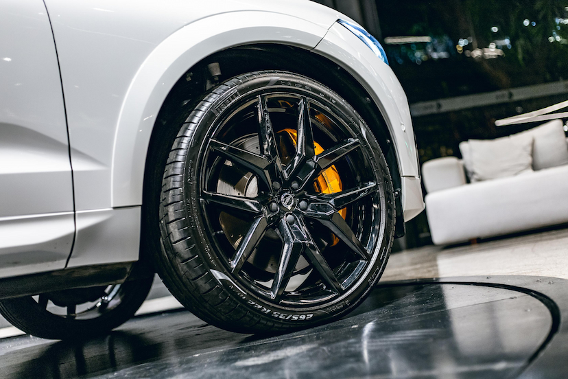 Foto do veículo VOLVO XC60 2.0 T8 RECHARGE POLESTAR ENGINEERED AWD GEARTRONIC 2022 48.210 KM 319.900,00