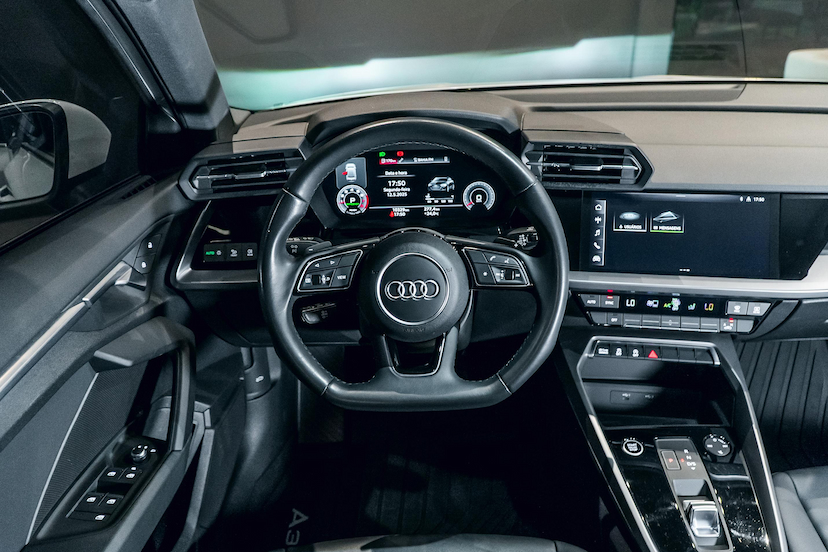 Foto do veículo AUDI A3 2.0 40 TFSI MHEV SEDAN PERFORMANCE BLACK S-TRONIC 2024 10.230 KM 238.900,00