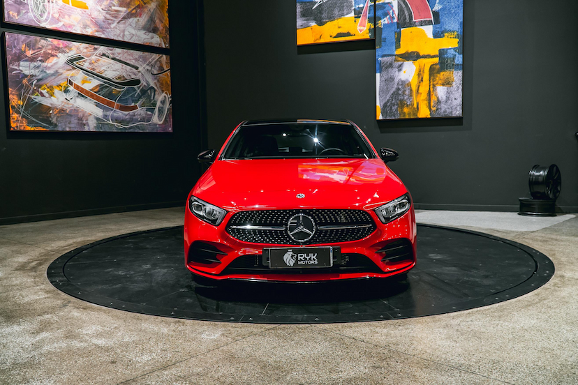 Foto do veículo MERCEDES-BENZ A 250 2.0 CGI GASOLINA SPORT 7G-DCT 2019 49.569 KM 189.900,00