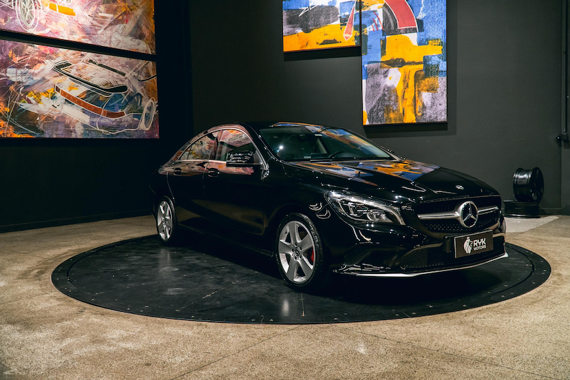 Foto do veículo MERCEDES-BENZ CLA 180 1.6 CGI GASOLINA 7G-DCT 2019 53.706 KM 116.900,00