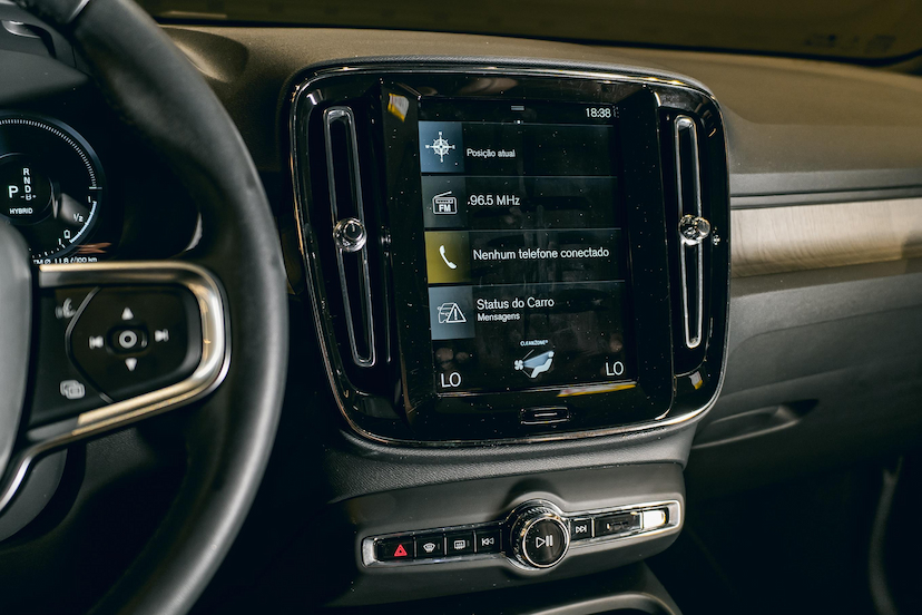 Foto do veículo VOLVO XC40 1.5 T5 RECHARGE INSCRIPTION GEARTRONIC 2022 34.221 KM 199.900,00