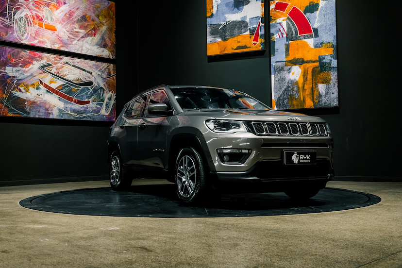 Foto do veículo JEEP COMPASS 2.0 16V FLEX SPORT AUTOMÁTICO 2020 112.932 KM 129.900,00