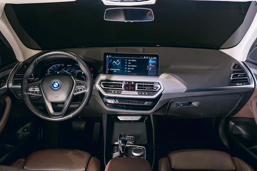 Foto do veículo BMW X3 2.0 16V HÍBRIDO M SPORT XDRIVE30E STEPTRONIC 2022 70.350 KM 228.900,00