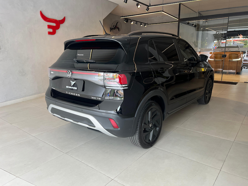Foto do veículo VOLKSWAGEN T-CROSS 1.0 200 TSI TOTAL FLEX COMFORTLINE AUTOMÁTICO 2025 28.344 KM 145.900,00