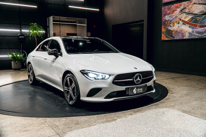 Foto do veículo MERCEDES-BENZ CLA 250 2.0 CGI GASOLINA 7G-DCT 2023 16.056 KM 239.900,00
