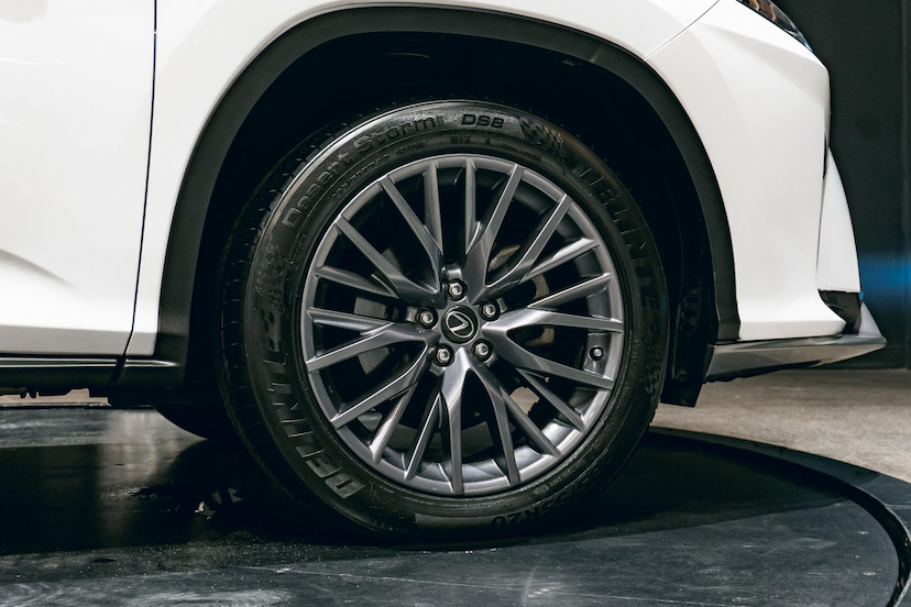 Foto do veículo LEXUS RX350 F-SPORT 3.5 V6 24V GASOLINA 4P AUTOMÁTICO 2018 63.404 KM 204.900,00