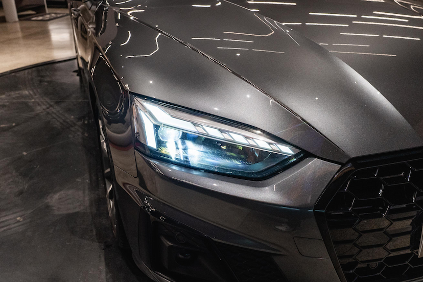 Foto do veículo AUDI A5 2.0 TFSI GASOLINA SPORTBACK S LINE S TRONIC 2022 56.447 KM 231.900,00