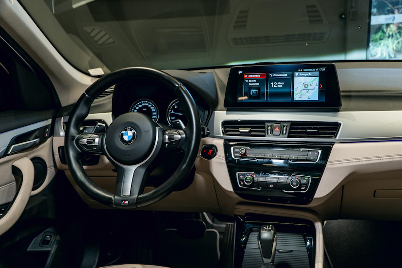 Foto do veículo BMW X1 2.0 16V TURBO ACTIVEFLEX SDRIVE20I X-LINE 4P AUTOMÁTICO 2022 36.859 KM 205.900,00