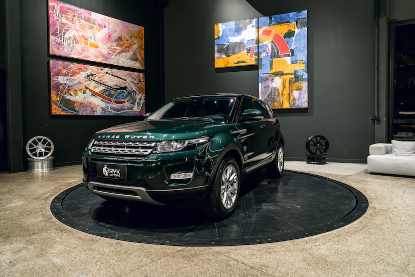 Foto do veículo LAND ROVER RANGE ROVER EVOQUE 2.0 PURE 4WD 16V GASOLINA 4P AUTOMÁTICO 2012 32.645 KM 85.900,00