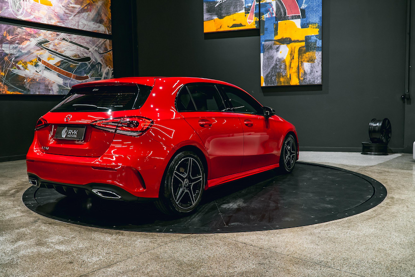 Foto do veículo MERCEDES-BENZ A 250 2.0 CGI GASOLINA SPORT 7G-DCT 2019 49.569 KM 189.900,00