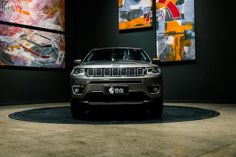 Foto do veículo JEEP COMPASS 2.0 16V FLEX SPORT AUTOMÁTICO 2020 112.932 KM 129.900,00