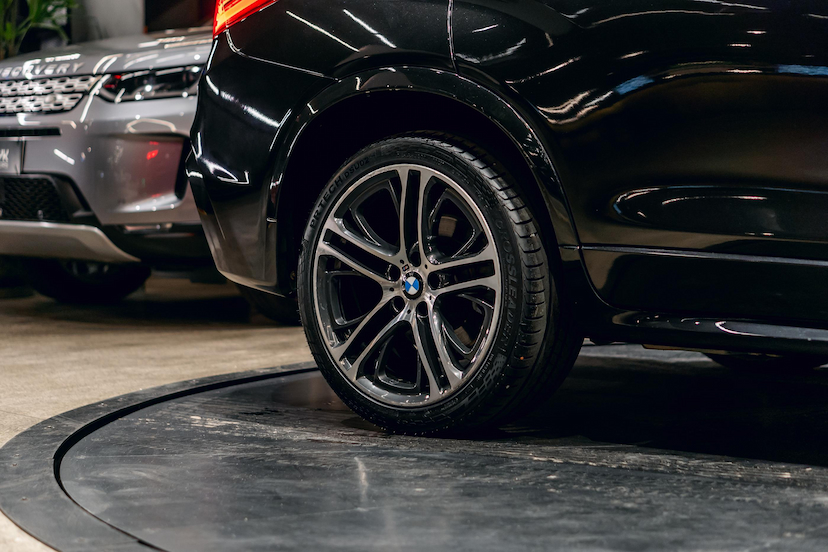 Foto do veículo BMW X4 3.0 M SPORT 35I 4X4 24V TURBO GASOLINA 4P AUTOMÁTICO 2017 113.276 KM 164.900,00