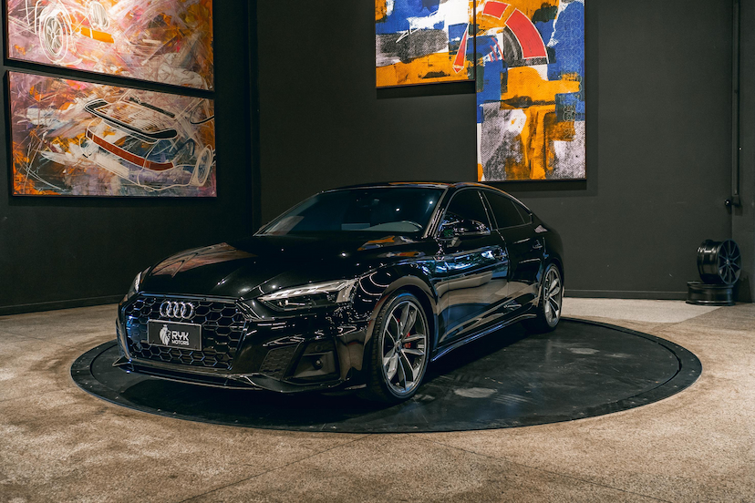 Foto do veículo AUDI A5 2.0 TFSI MHEV SPORTBACK S LINE S TRONIC 2023 43.037 KM 254.900,00