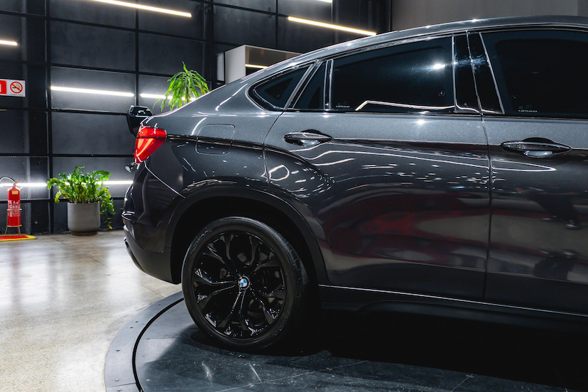 Foto do veículo BMW X6 3.0 35I 4X4 COUPÉ 6 CILINDROS 24V GASOLINA 4P AUTOMÁTICO 2018 85.781 KM 281.900,00