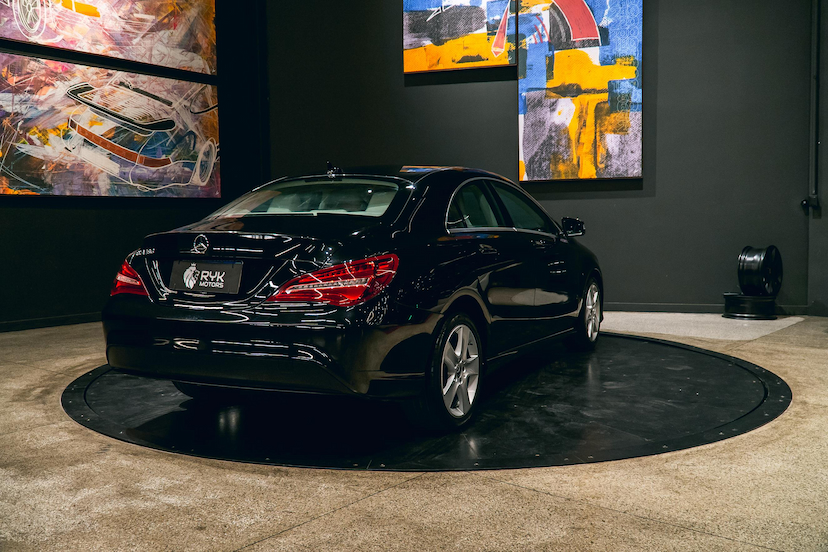 Foto do veículo MERCEDES-BENZ CLA 180 1.6 CGI GASOLINA 7G-DCT 2019 53.706 KM 116.900,00