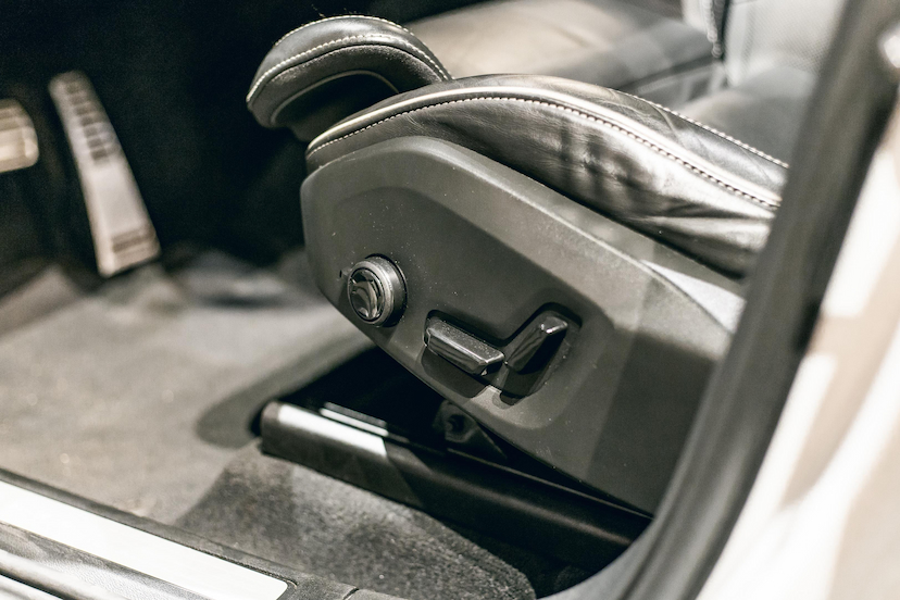 Foto do veículo VOLVO XC60 2.0 T8 RECHARGE POLESTAR ENGINEERED AWD GEARTRONIC 2022 48.210 KM 319.900,00