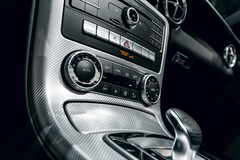 Foto do veículo MERCEDES-BENZ SLC 300 2.0 CGI GASOLINA 9G-TRONIC 2017 32.834 KM 265.900,00