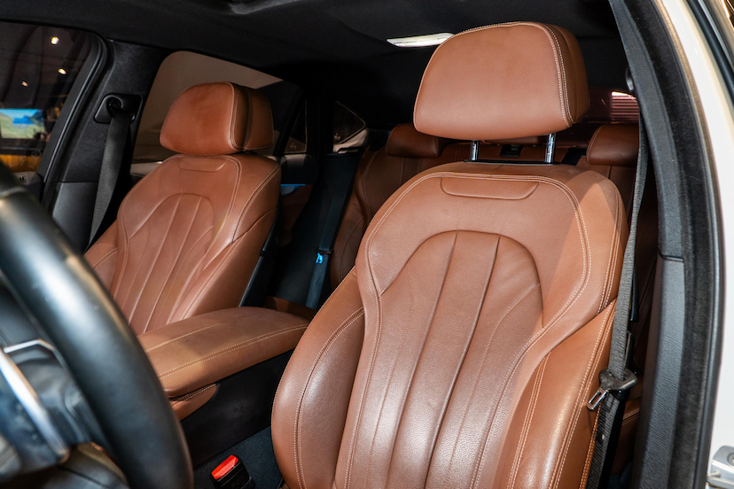 Foto do veículo BMW X6 3.0 TWINPOWER GASOLINA XDRIVE35I M SPORT AUTOMÁTICO 2019 52.704 KM 279.900,00