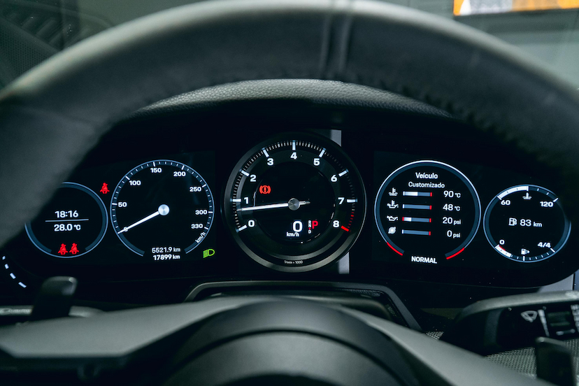 Foto do veículo PORSCHE 911 3.0 24V H6 GASOLINA CARRERA PDK 2022 17.955 KM 749.900,00