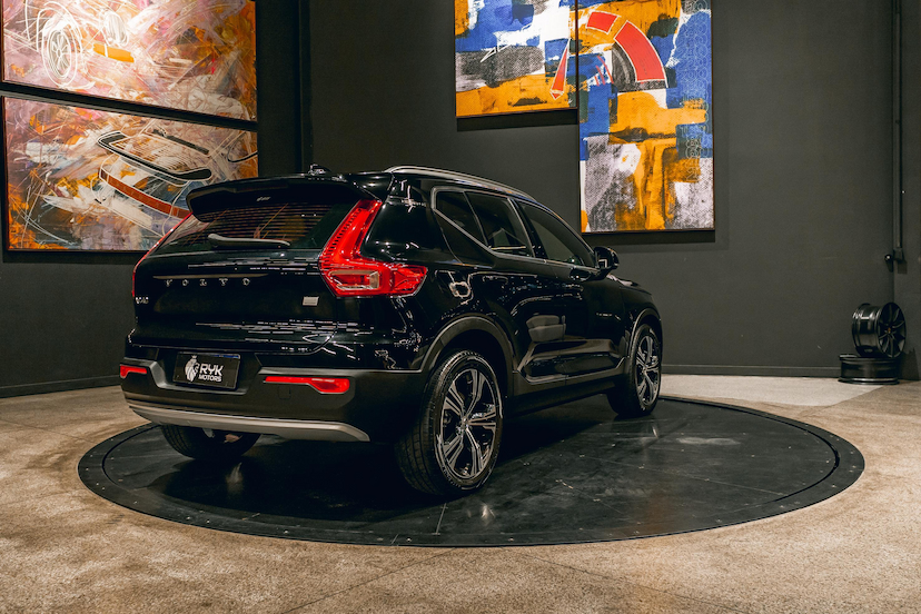 Foto do veículo VOLVO XC40 1.5 T5 RECHARGE INSCRIPTION GEARTRONIC 2022 34.221 KM 199.900,00