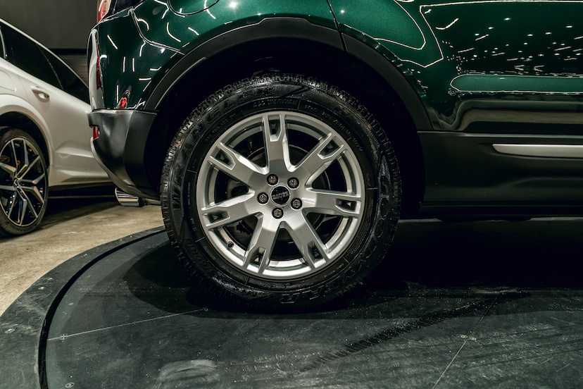 Foto do veículo LAND ROVER RANGE ROVER EVOQUE 2.0 PURE 4WD 16V GASOLINA 4P AUTOMÁTICO 2012 32.645 KM 85.900,00