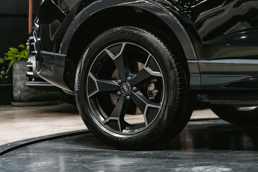 Foto do veículo AUDI Q3 2.0 40 TFSI GASOLINA PERFORMANCE BLACK QUATTRO TIPTRONIC 2022 45.421 KM 214.900,00