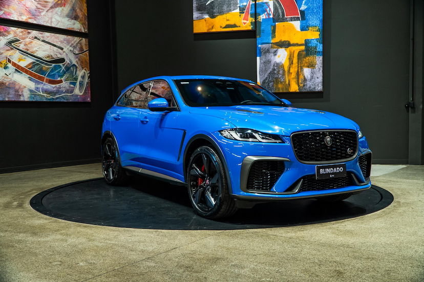 Foto do veículo JAGUAR F-PACE 5.0 V8 SUPERCHARGED SVR AWD 4P AUTOMÁTICO 2022 23.130 KM 549.900,00