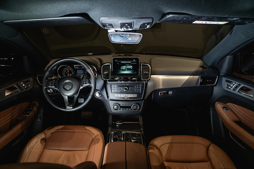 Foto do veículo MERCEDES-BENZ GLE 400 3.0 V6 GASOLINA HIGHWAY COUPÉ 4MATIC 9G-TRONIC 2018 54.800 KM 269.900,00