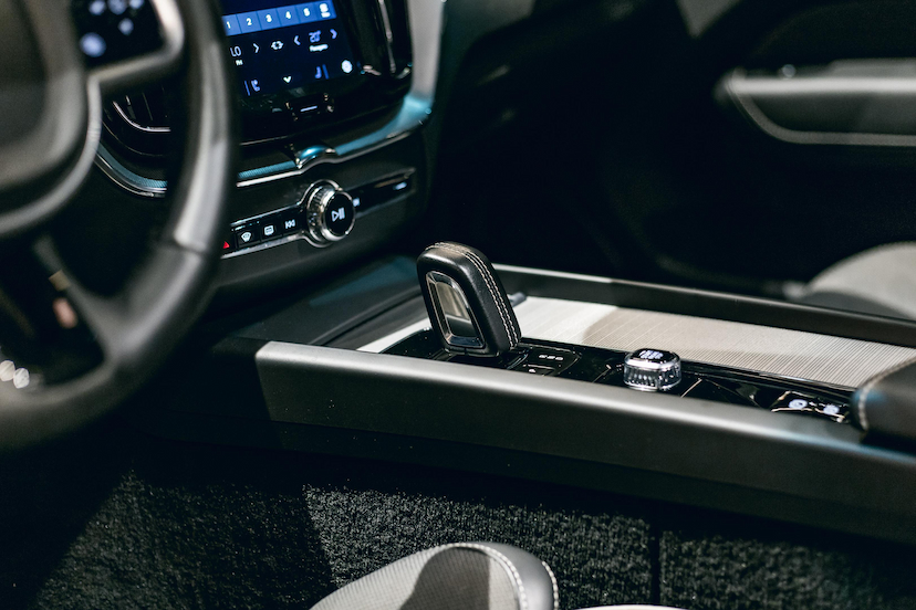 Foto do veículo VOLVO XC60 2.0 T8 RECHARGE POLESTAR ENGINEERED AWD GEARTRONIC 2022 48.210 KM 319.900,00