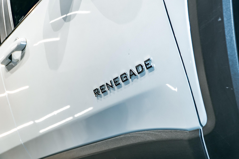 Foto do veículo JEEP RENEGADE 1.3 T270 TURBO FLEX LONGITUDE AT6 2022 42.878 KM 104.900,00