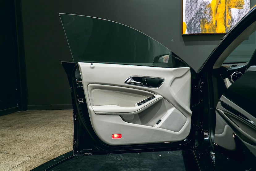 Foto do veículo MERCEDES-BENZ CLA 180 1.6 CGI GASOLINA 7G-DCT 2019 53.706 KM 116.900,00