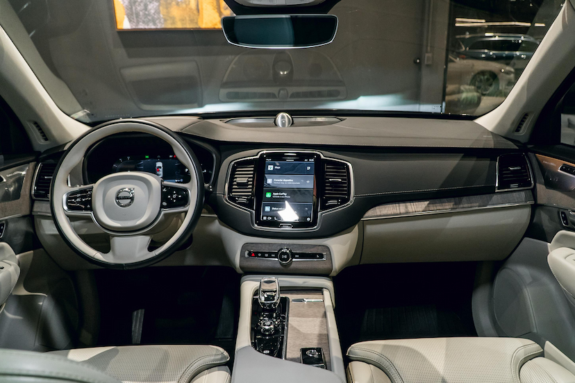 Foto do veículo VOLVO XC90 2.0 T8 RECHARGE ULTIMATE AWD GEARTRONIC 2023 39.700 KM 439.900,00