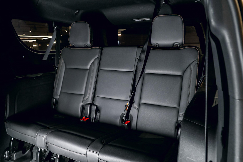 Foto do veículo CHEVROLET SUBURBAN 6.2 V8 ECOTEC3 FLEXFUEL HIGH COUNTRY 4WD AUTOMÁTICO 2021 62.181 KM 999.900,00